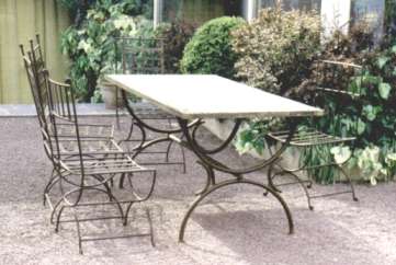 TABLE RECTANGULAIRE 180 X 90 avec Zellige Nature et Vert sur Pied OUESSANT et Chaises ROBIN